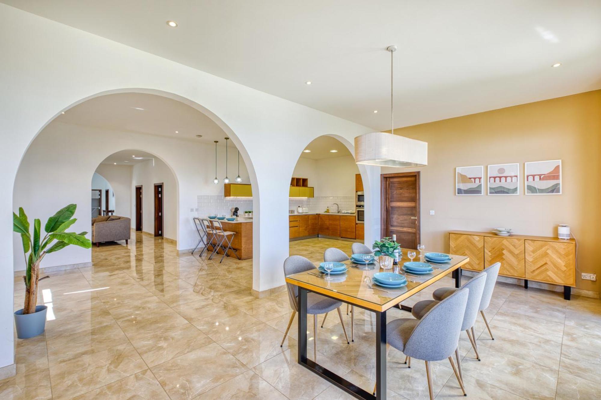 Spacious, Bright, Valley & Sea View Maisonette Xagħra エクステリア 写真