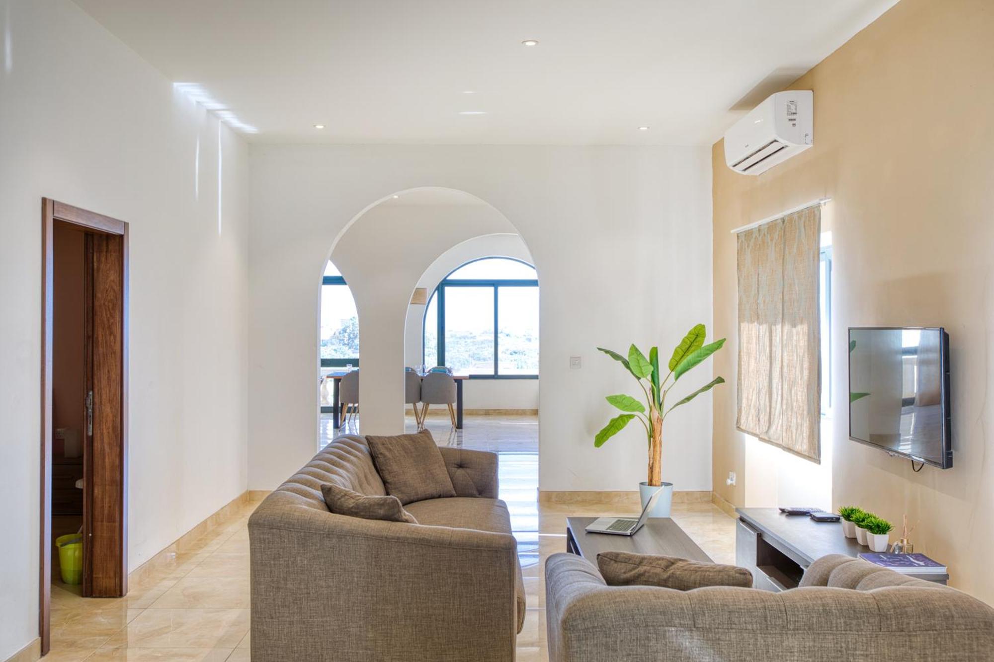 Spacious, Bright, Valley & Sea View Maisonette Xagħra エクステリア 写真